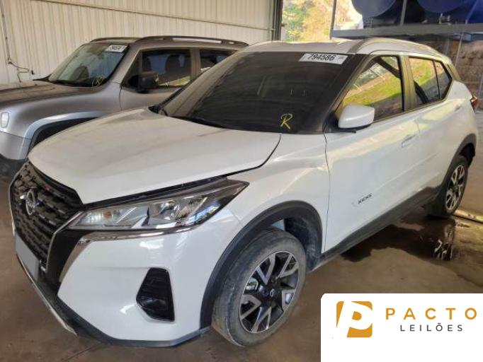 NISSAN KICKS 22/23