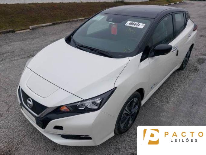 NISSAN LEAF 21/22
